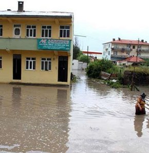 Ardahan'da yağmur şoku!