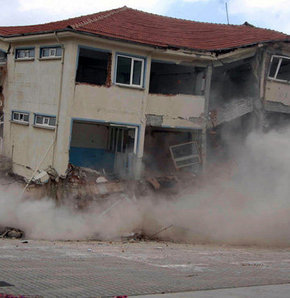 Ege'de bir büyük deprem daha mı olacak?