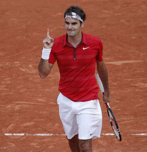 Federer finalde!