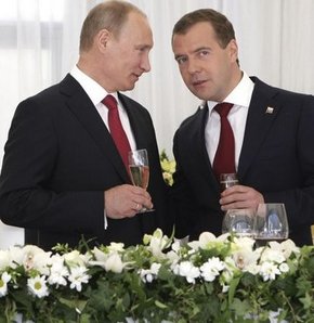 Putin varsa Medvedev yok