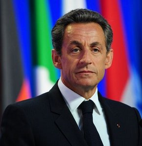 Sarkozy aleyhinde şikayet başvurusu yapacaklar