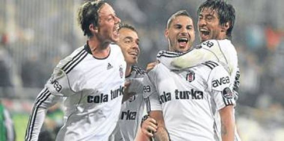 Besiktas Quaresma'ya Bağlı.