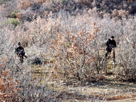 PKK ocak bastı iş makinelerini yaktı