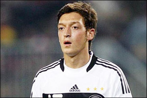 mesut_ozil1